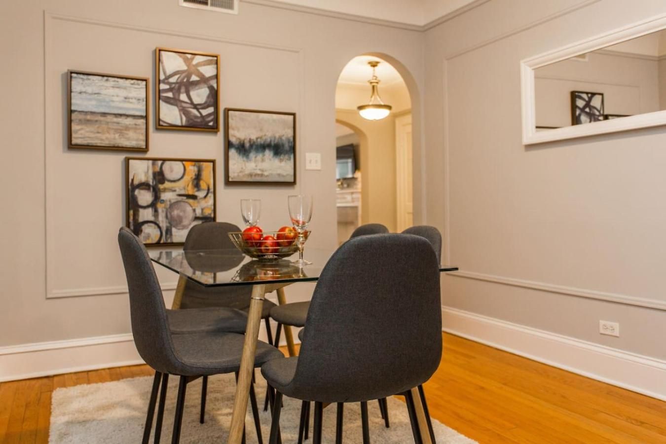 Apartment Gold Coast Mag Mile Location #1 Chicago