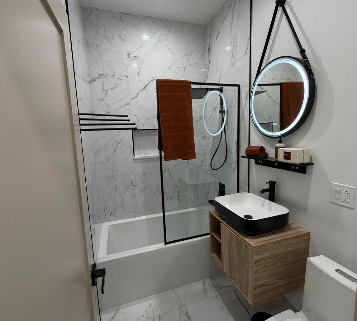 Living Like A Local In The Heart Of Bronzeville Apartment *