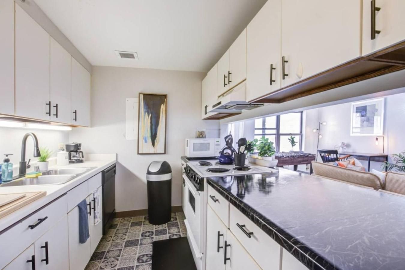 Apartment Sleep 25 - Huge Downtown Vintage Lofts, Balcony & Gym *