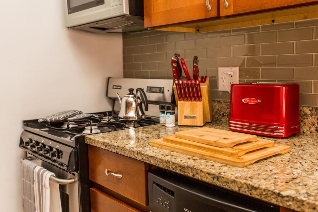 Downtown Guild Magnificent Mile Gold Coast The #3 Chicago