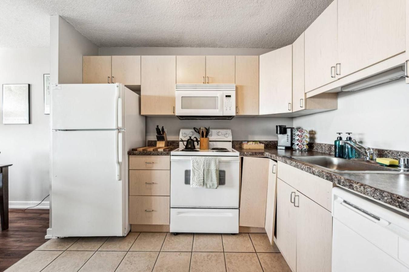 Mich Ave, Downtown, Grant Park 2bd-2ba #23 Chicago