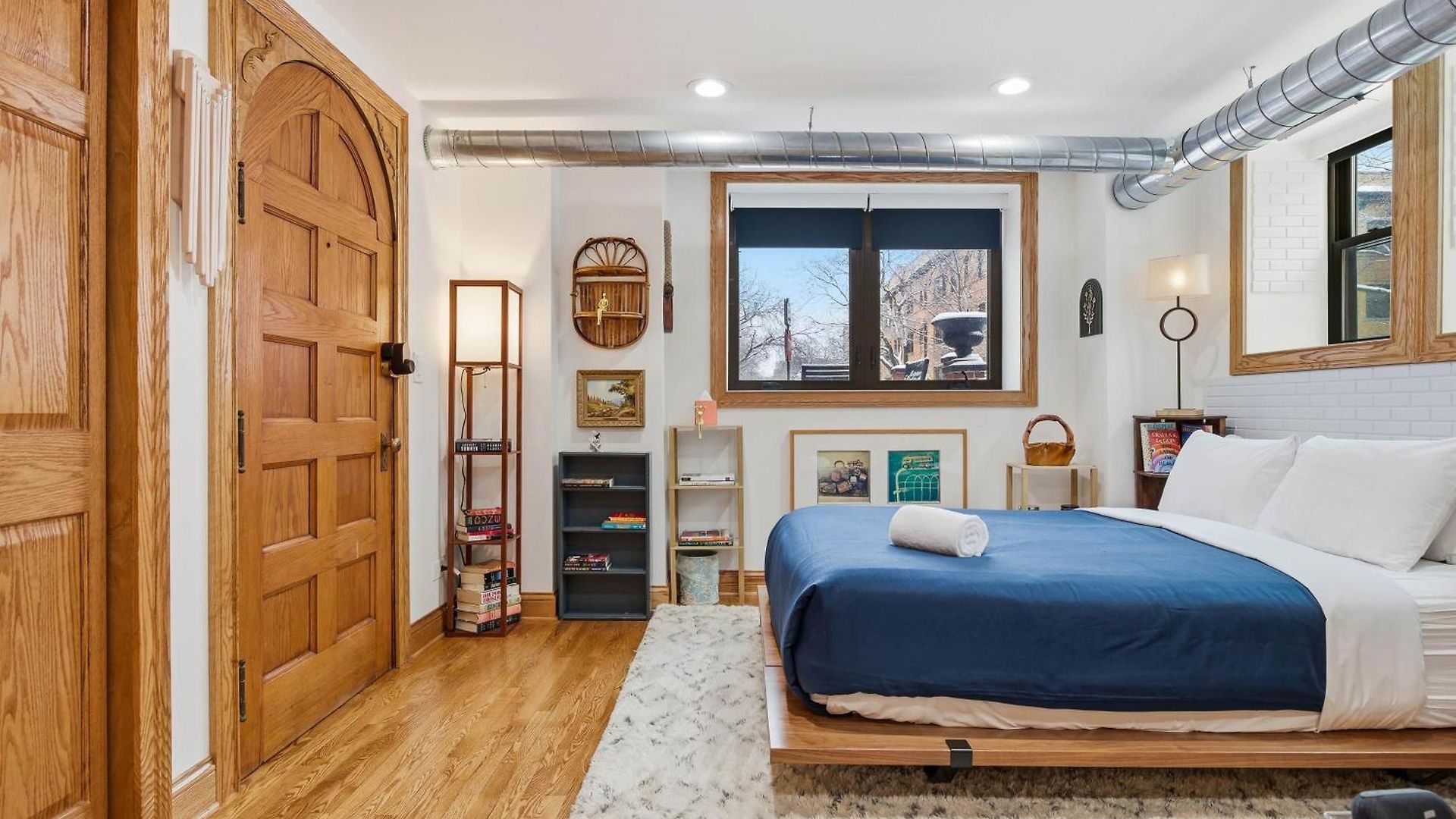 Apartment Fully Updated Jr, 1 Bed, Steps From Lincoln Park *