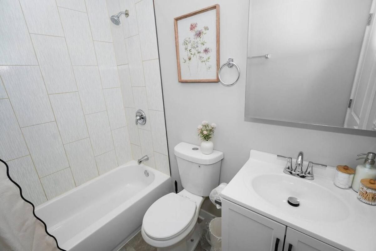 Apartment Spacious 3br Near United Center & Medical District Chicago