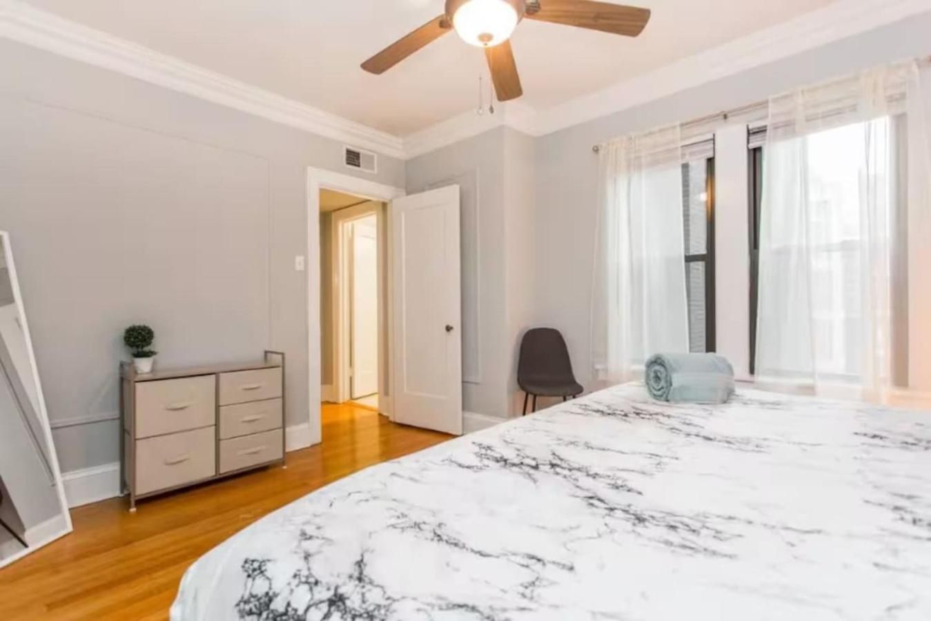 Downtown Magnificent Mile Sleep 20 6bd-6ba * Chicago