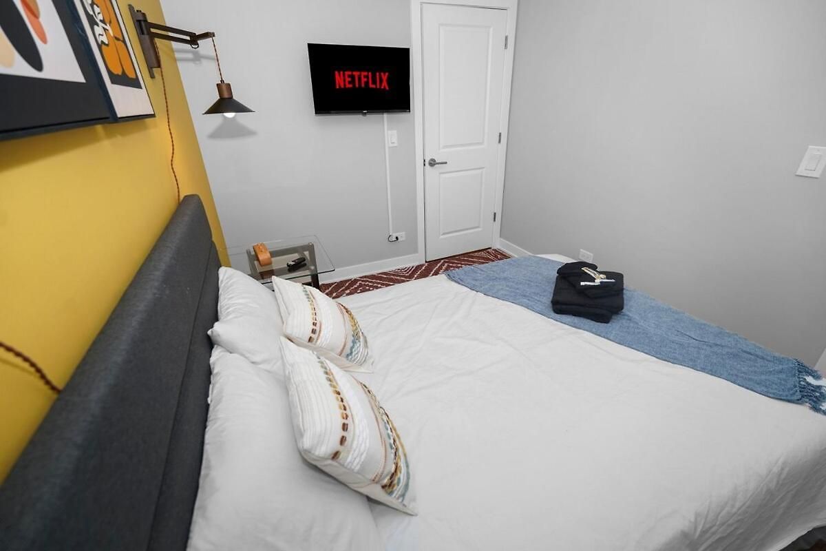 Modern 3br Retreat Near United Center & West Loop Apartment Chicago