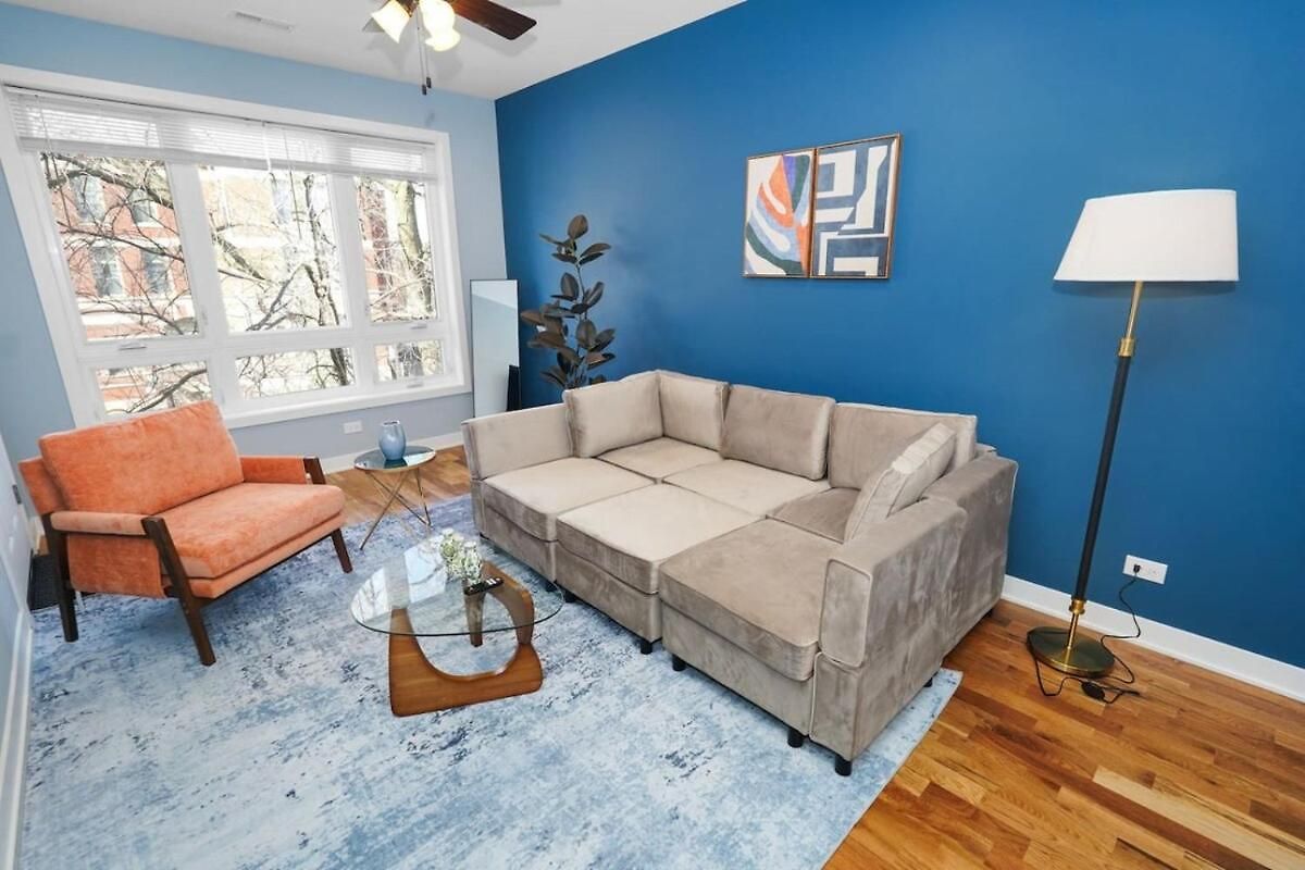 3br Oasis Near Downtown & United Center Apartment Chicago