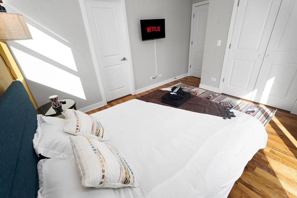 Apartment 3br Oasis Near Downtown & United Center Chicago