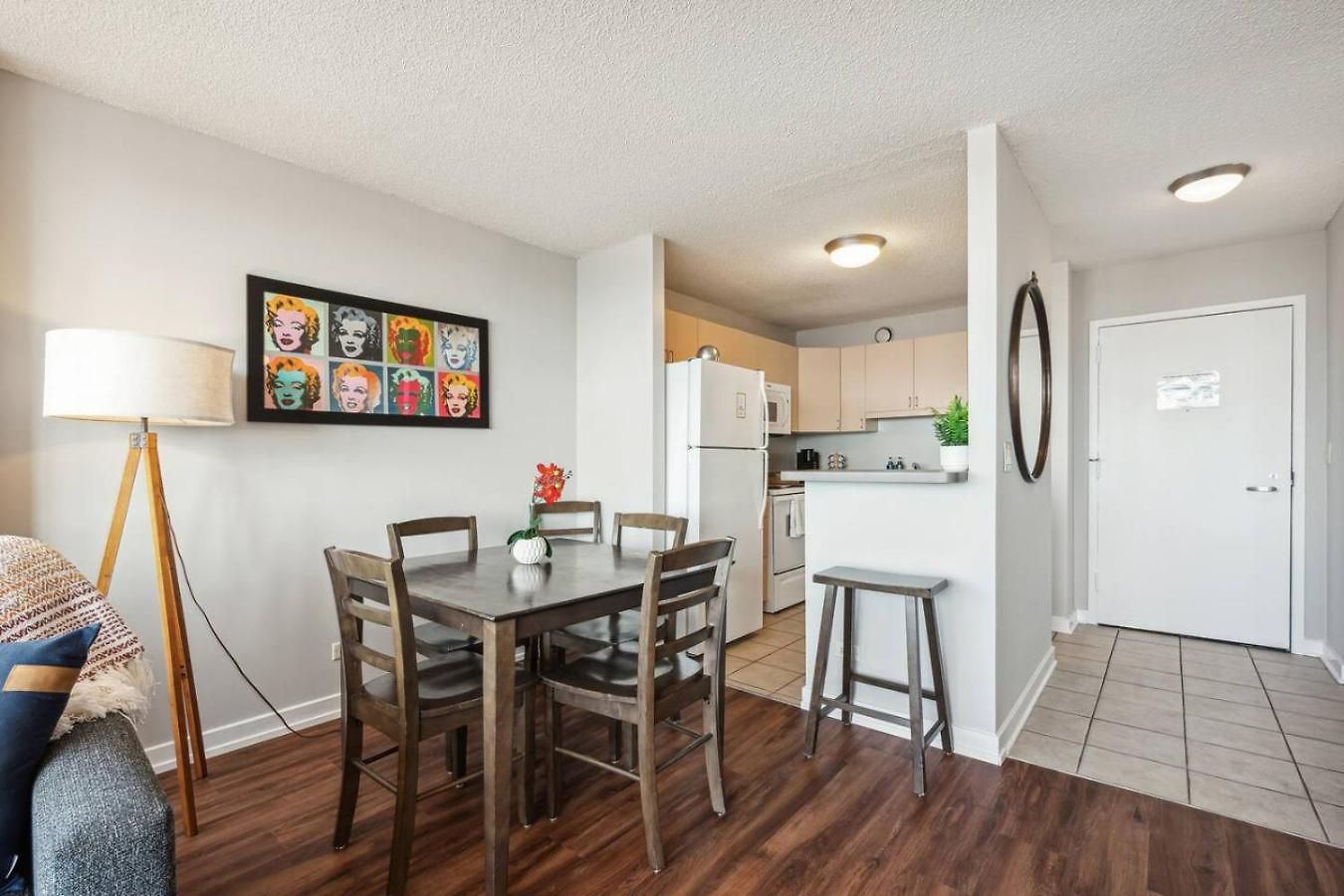 Mich Ave Downtown 2bd, Grant Park Museums #25 Apartment *