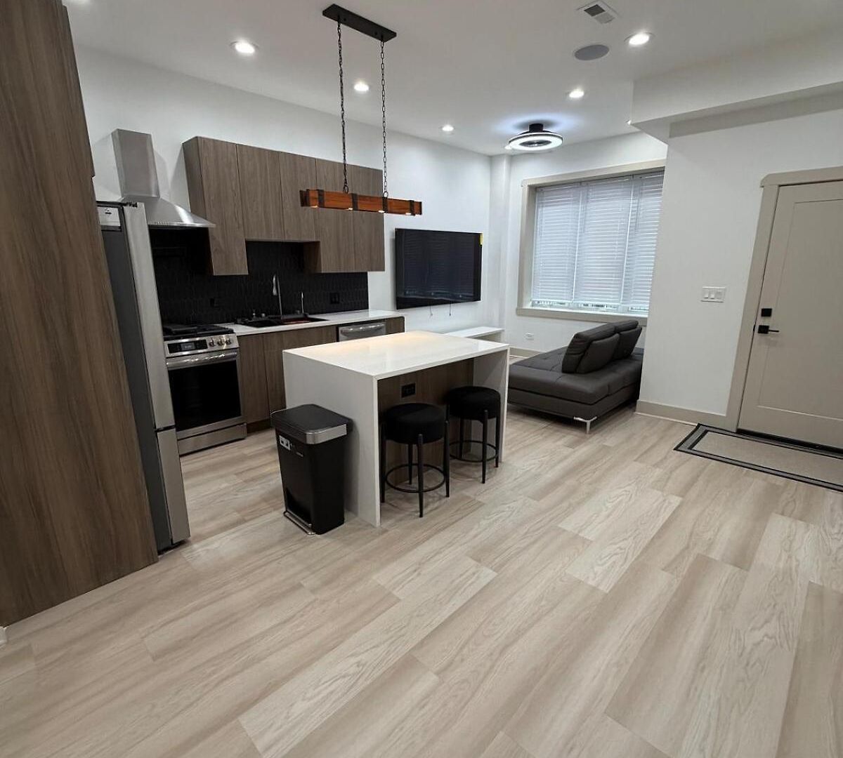 Apartment Living Like A Local In The Heart Of Bronzeville
