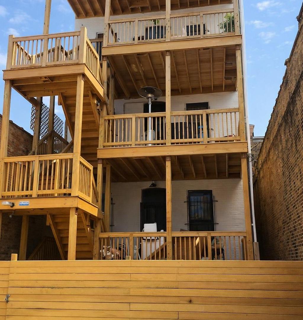Secret Gallery On The Park - 2bd/1ba Chicago