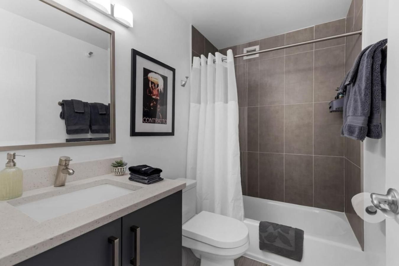 Dtown Penthouse - 4bd-4ba Parking Gym *