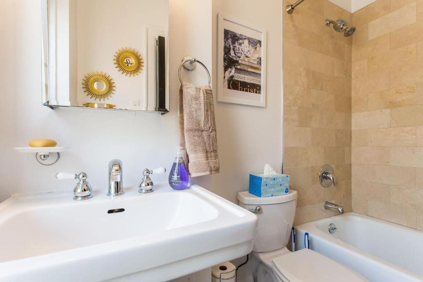 Apartment Gold Coast Mag Mile Location #2 *