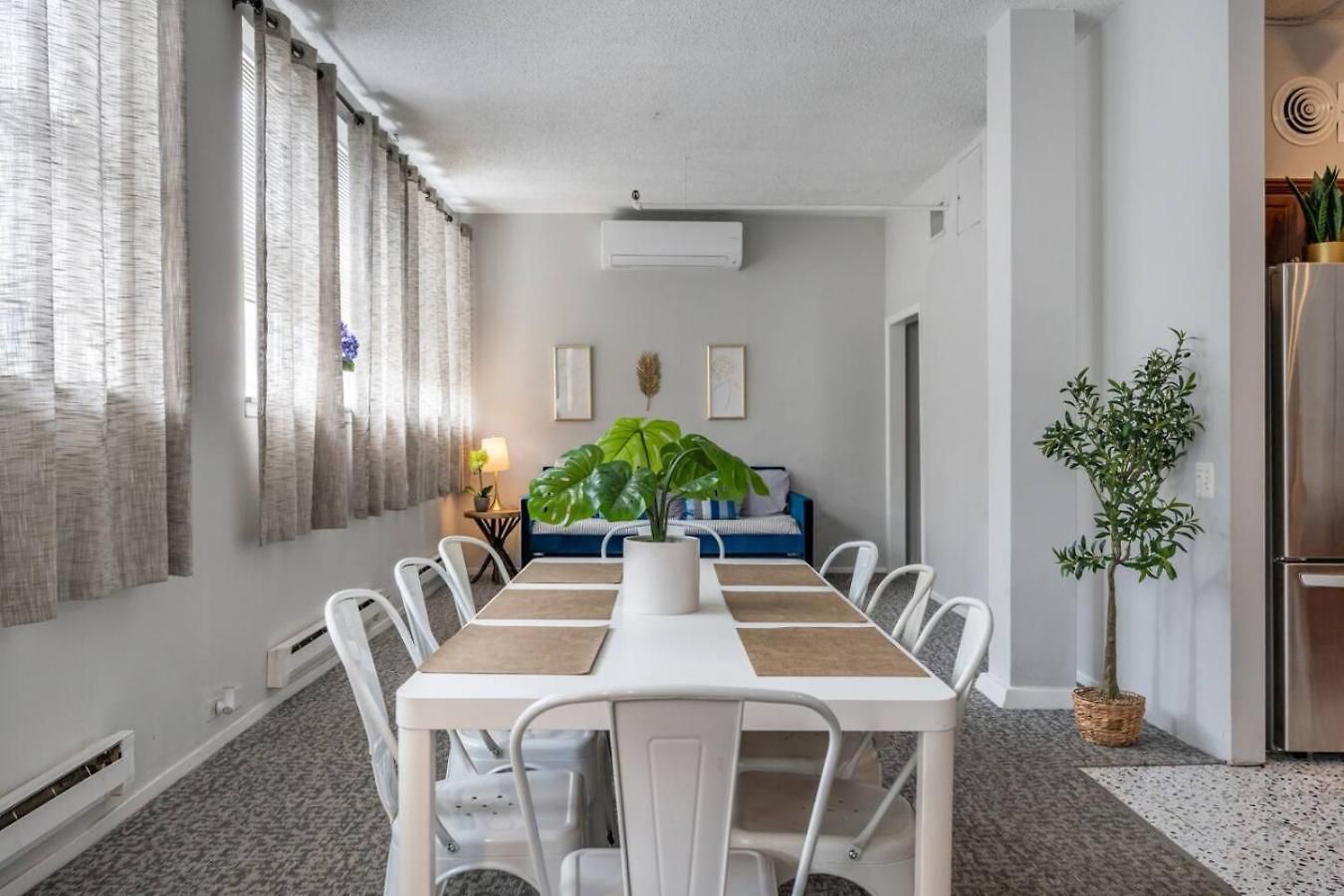 Spacious Downtwn Penthouse Vintage 3bd-gym & Balcony #2 Apartment *