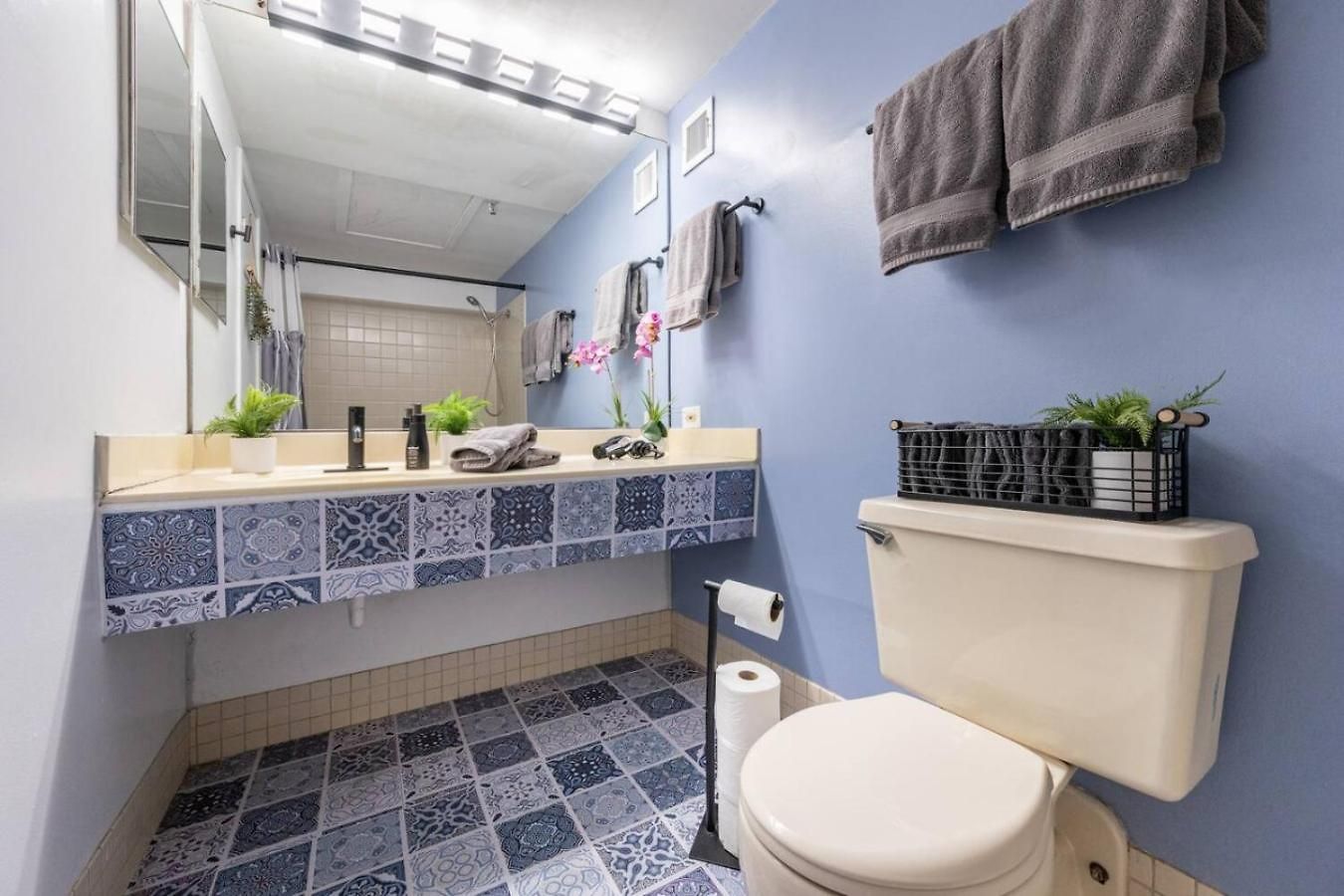 Downtown Penthouse, Vintage 2bd Gym #1 * Chicago