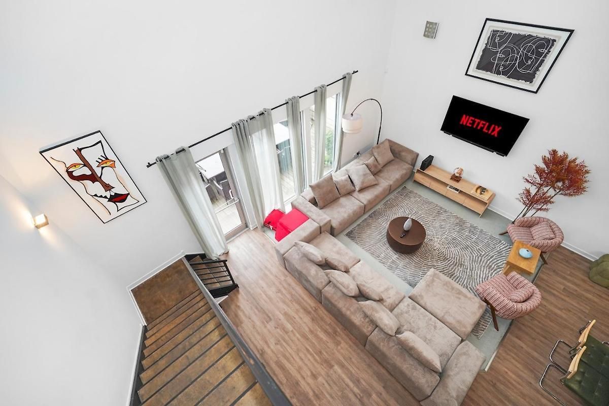Huge 5br Heart Of Fulton Market Duplex Of Dreams