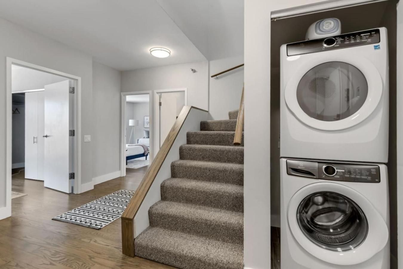 Dtown Penthouse - 4bd-4ba Parking Gym Apartment