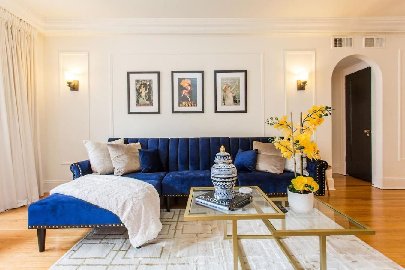 Apartment Gold Coast Mag Mile Location #2 Chicago
