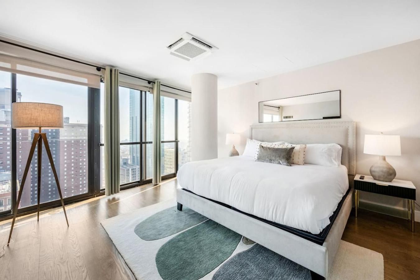Downtown Penthouse Views Gym, Parking #1 * Chicago