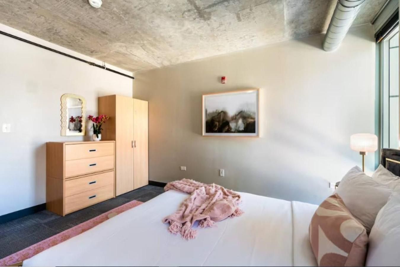 Downtown 9bd - Sleep 18 - Apartment
