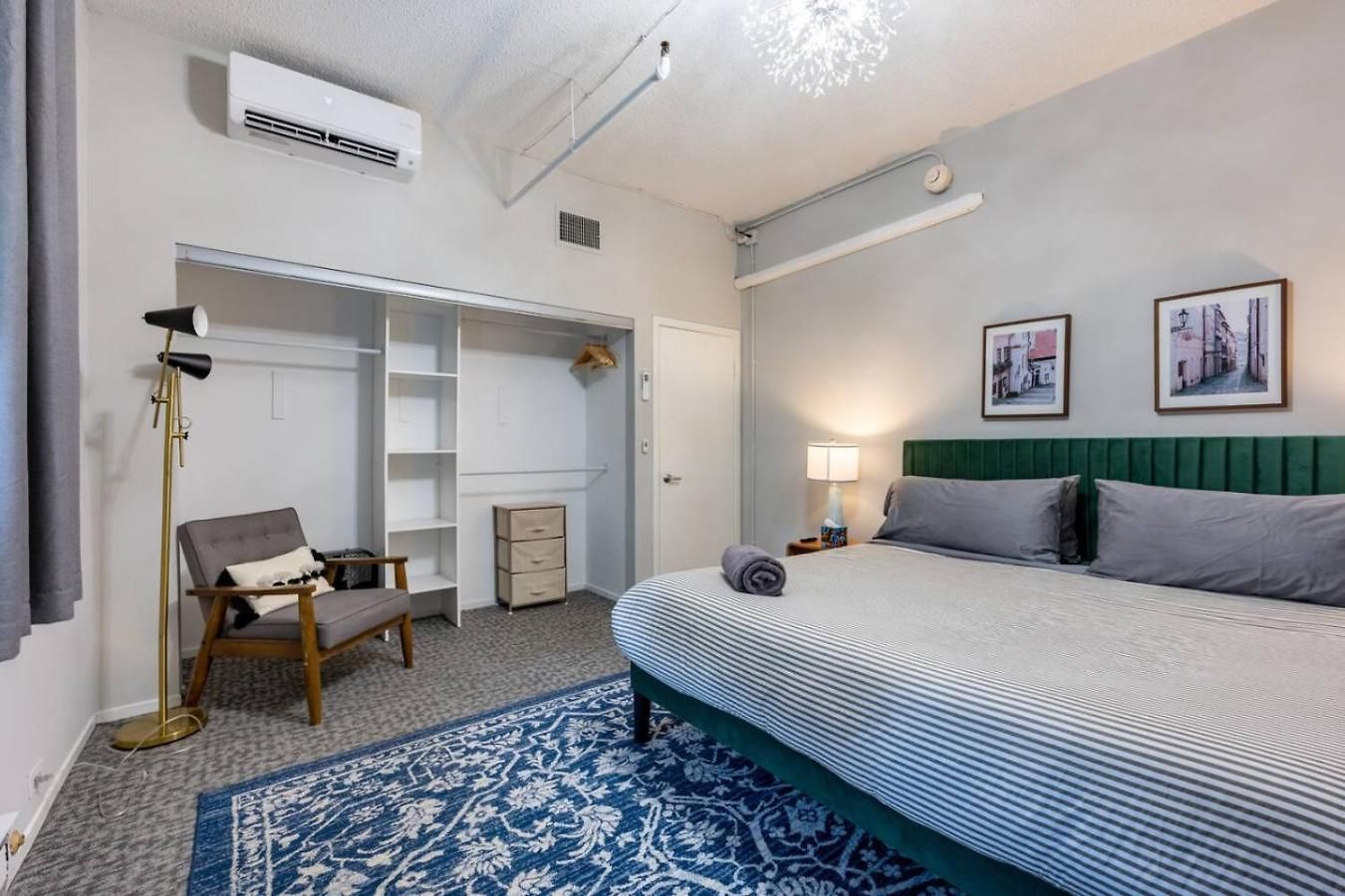 Spacious Downtwn Penthouse Vintage 3bd-gym & Balcony #2 Chicago