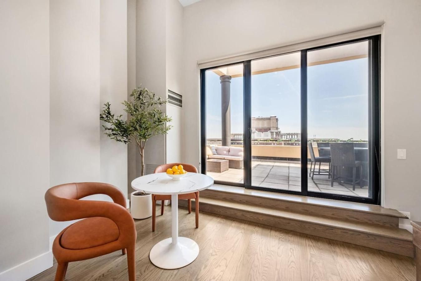 Downtown Penthouse Views Gym, Parking #1 * Chicago