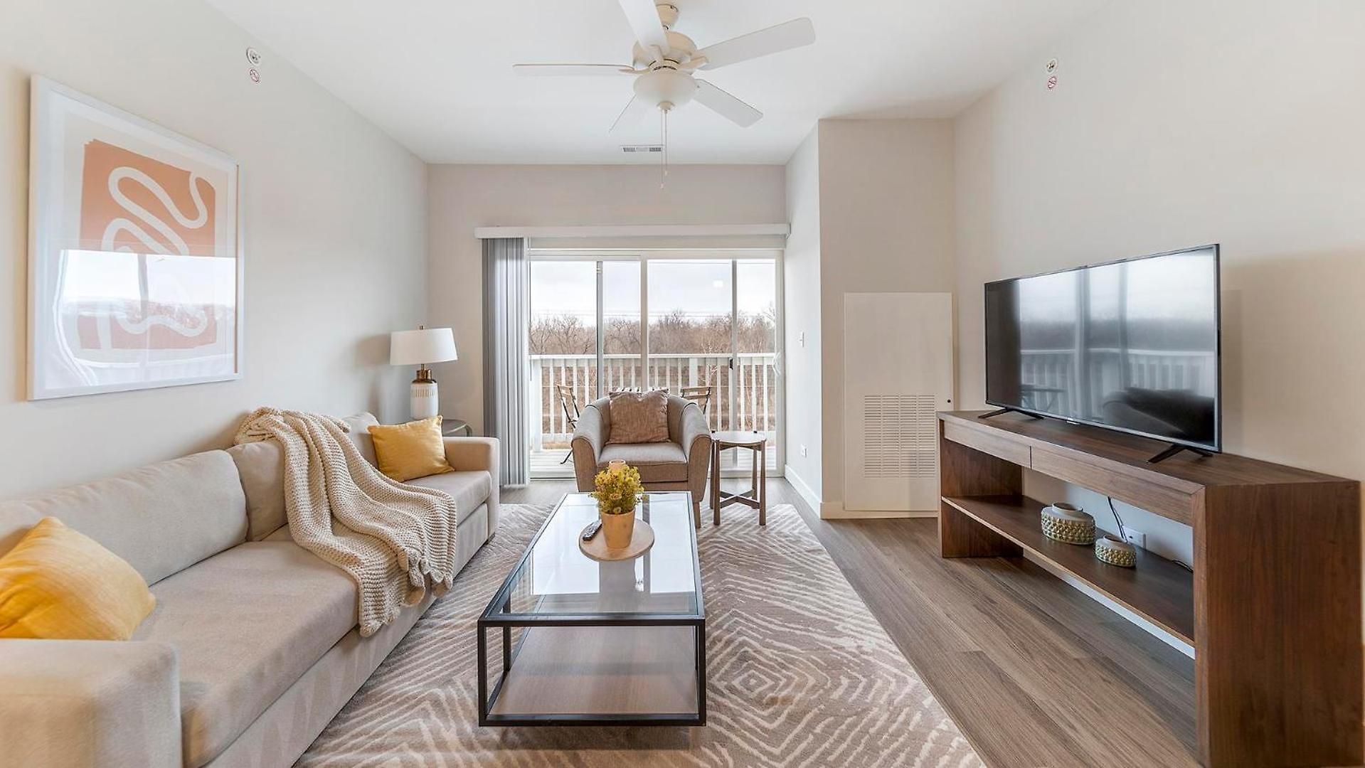 Landing Modern 2bd Clubhouse Gym *