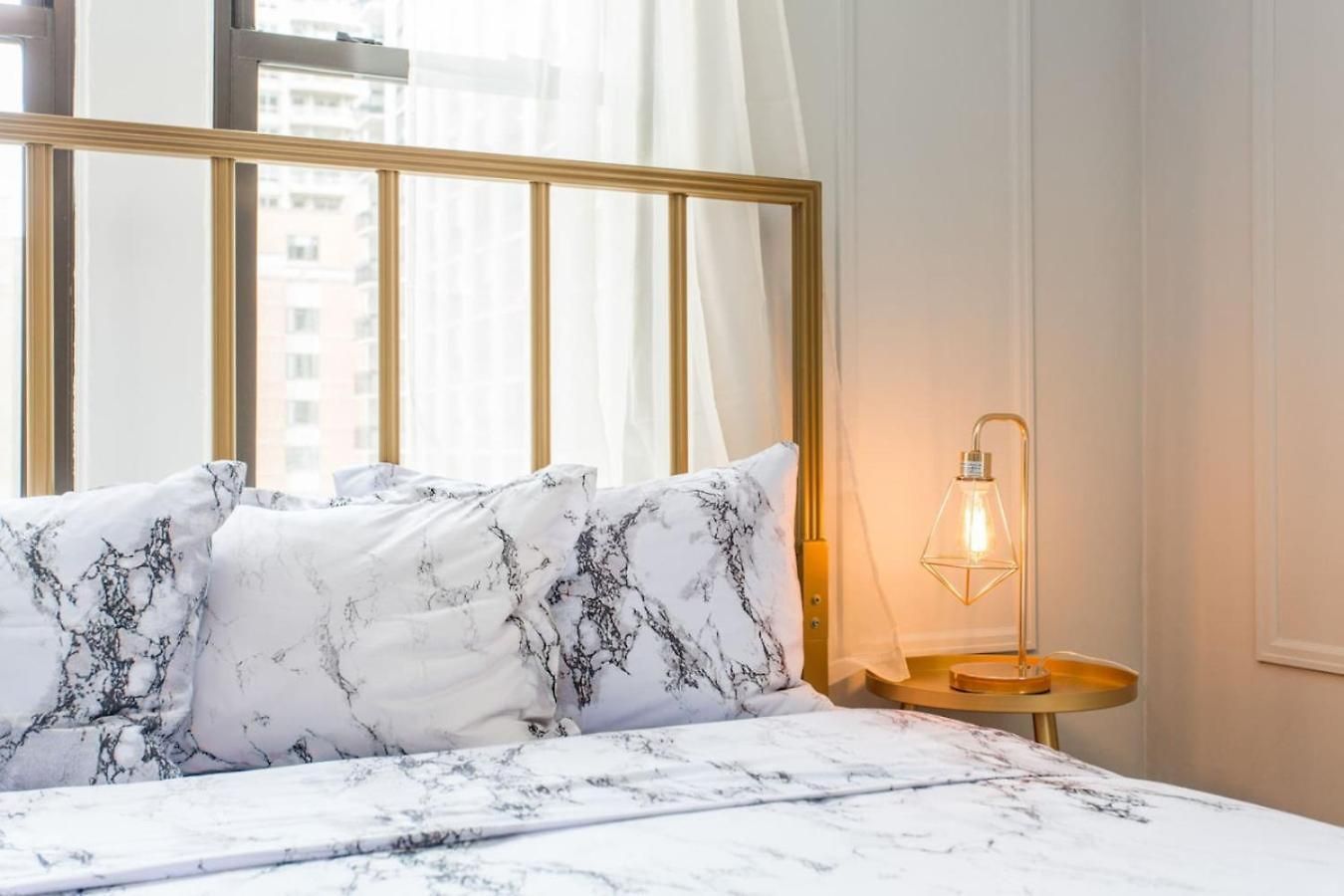 Downtown Magnificent Mile Sleep 20 6bd-6ba * Chicago