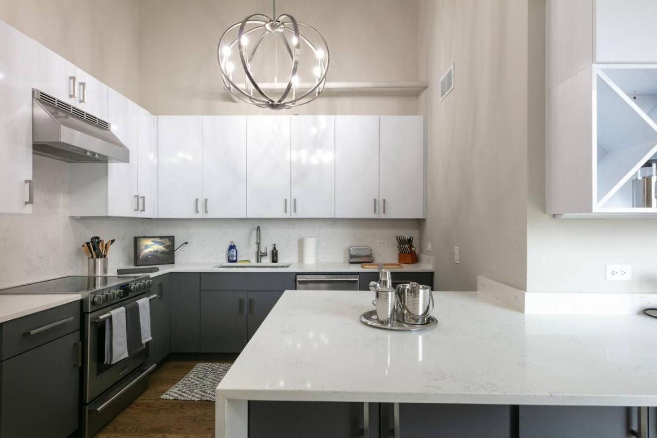 Dtown Penthouse - 4bd-4ba Parking Gym *