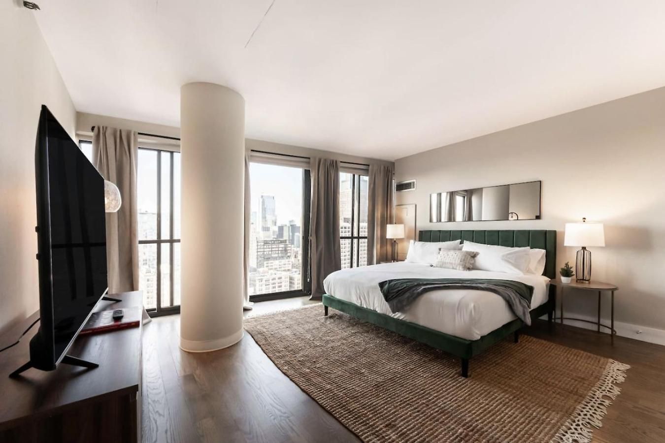 Downtown Penthouse 3bd Views Parking Gym #2 Apartment