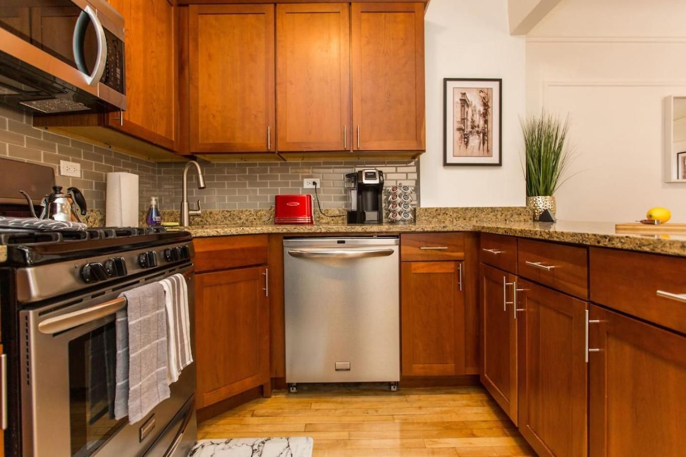 Downtown Magnificent Mile Sleep 20 6bd-6ba *