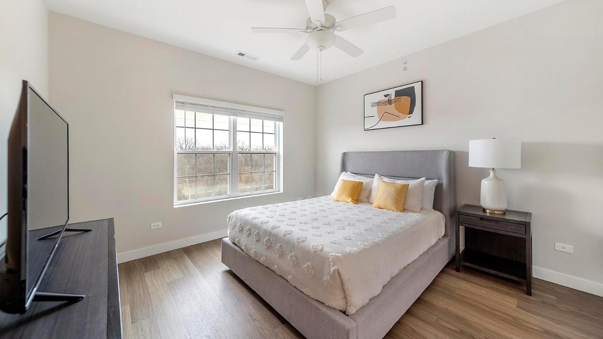 Apartment Landing Modern 2bd Clubhouse Gym Chicago