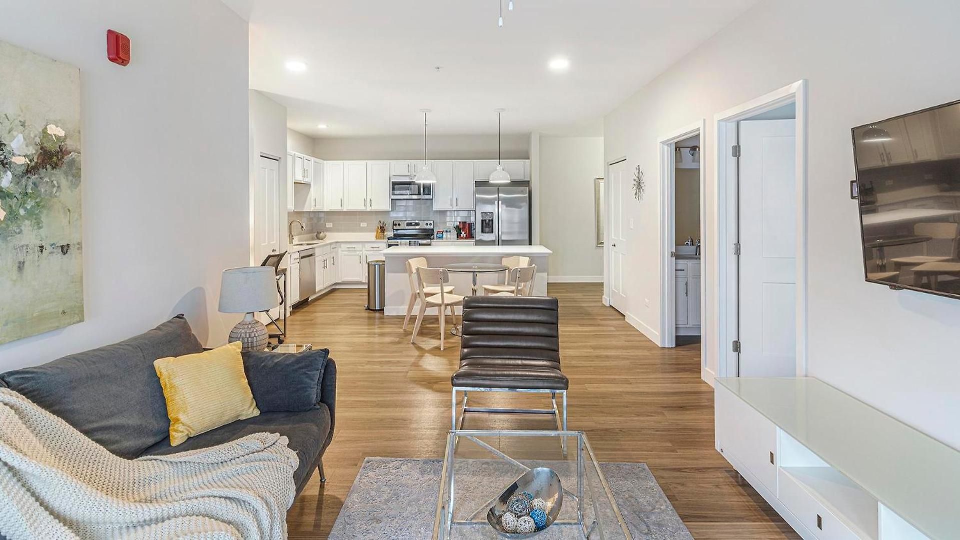Apartment Landing Modern 2bd Clubhouse Gym