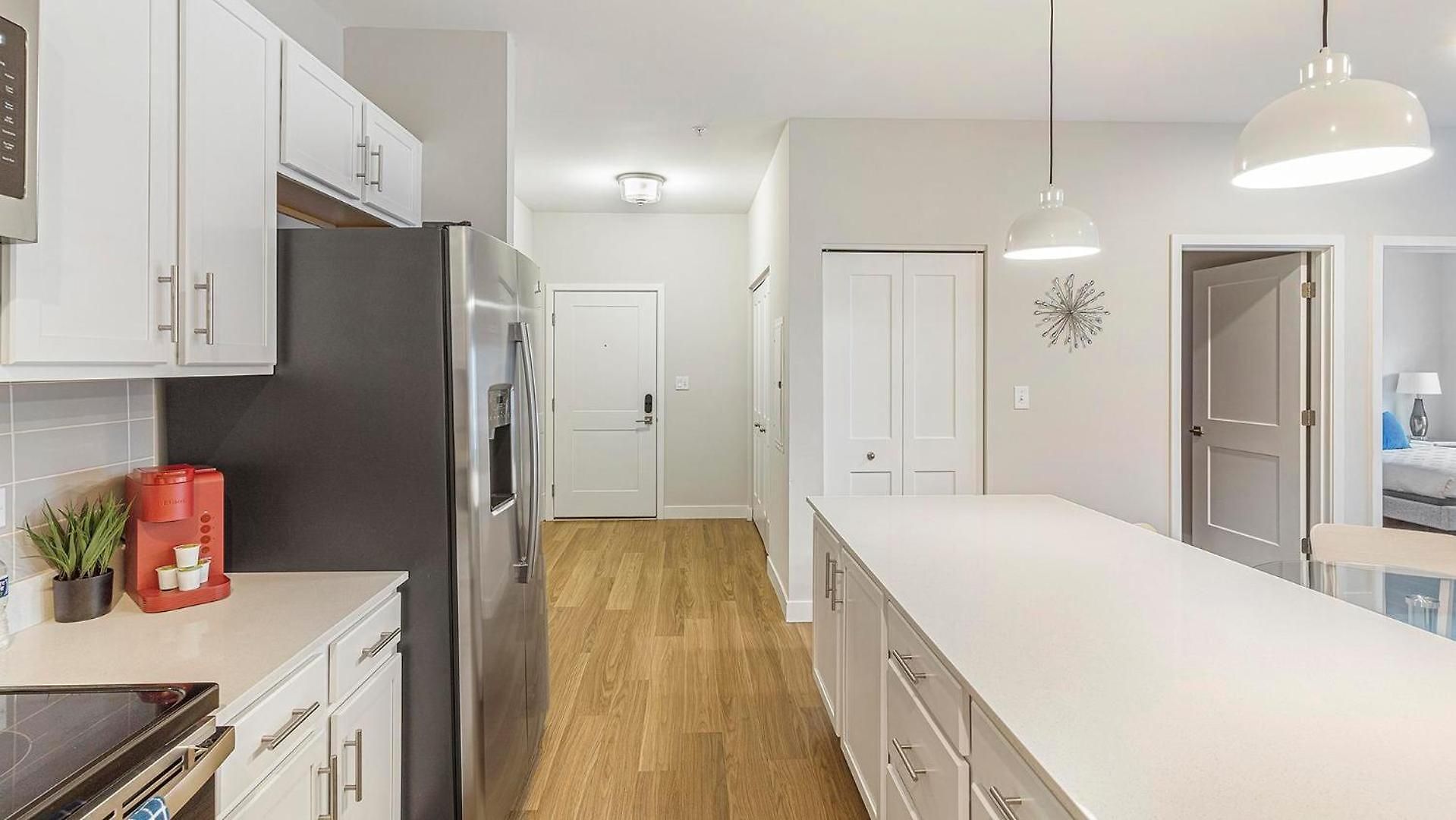 Apartment Landing Modern 2bd Clubhouse Gym Chicago