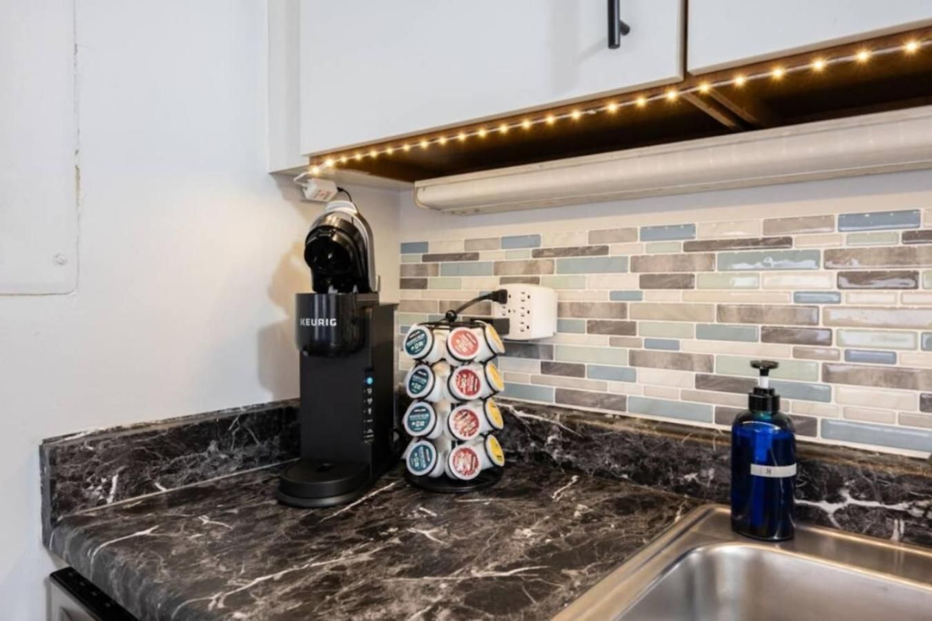 Sleep 25 - Huge Downtown Vintage Lofts, Balcony & Gym Apartment Chicago