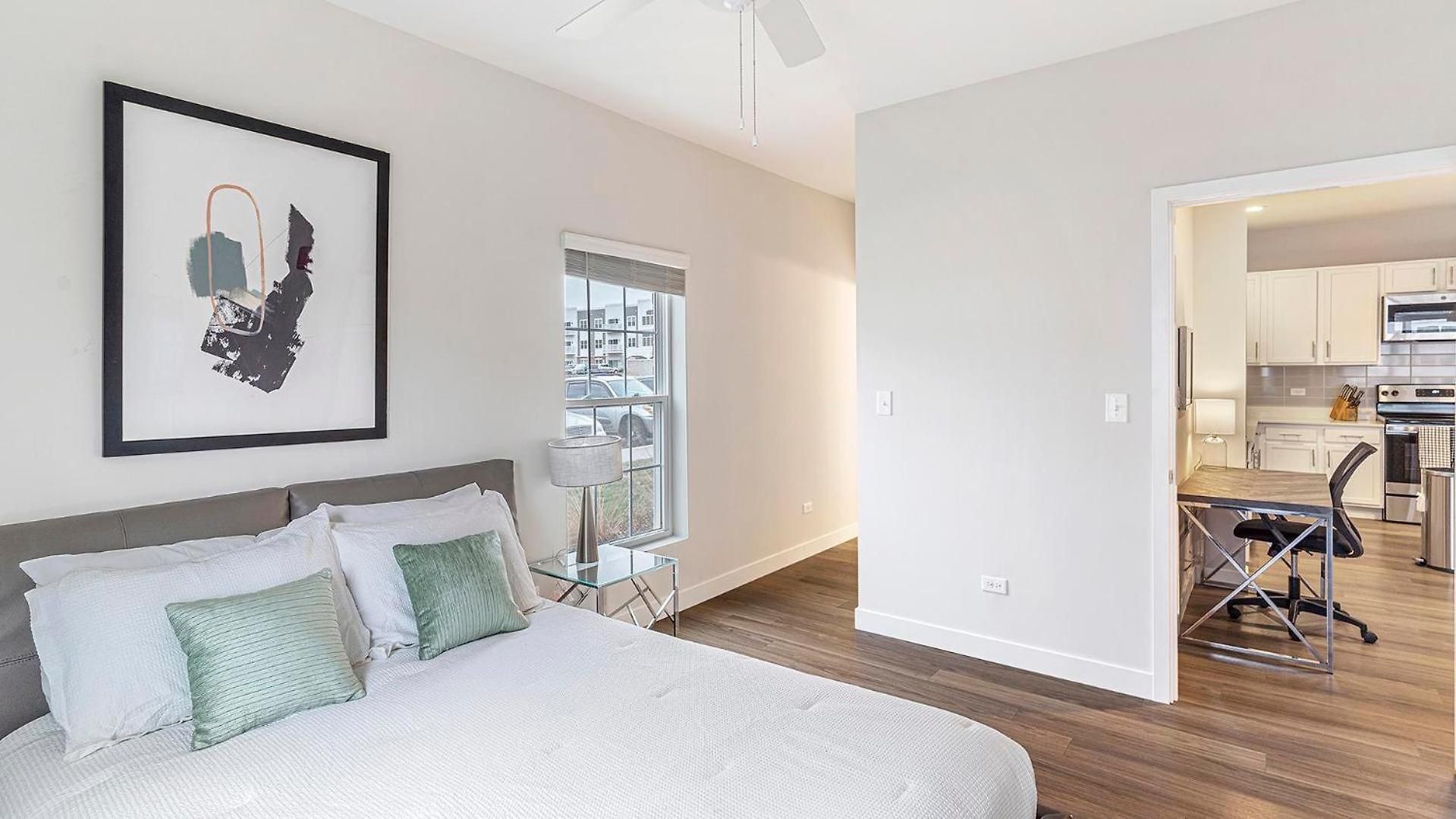Landing Modern 2bd Clubhouse Gym