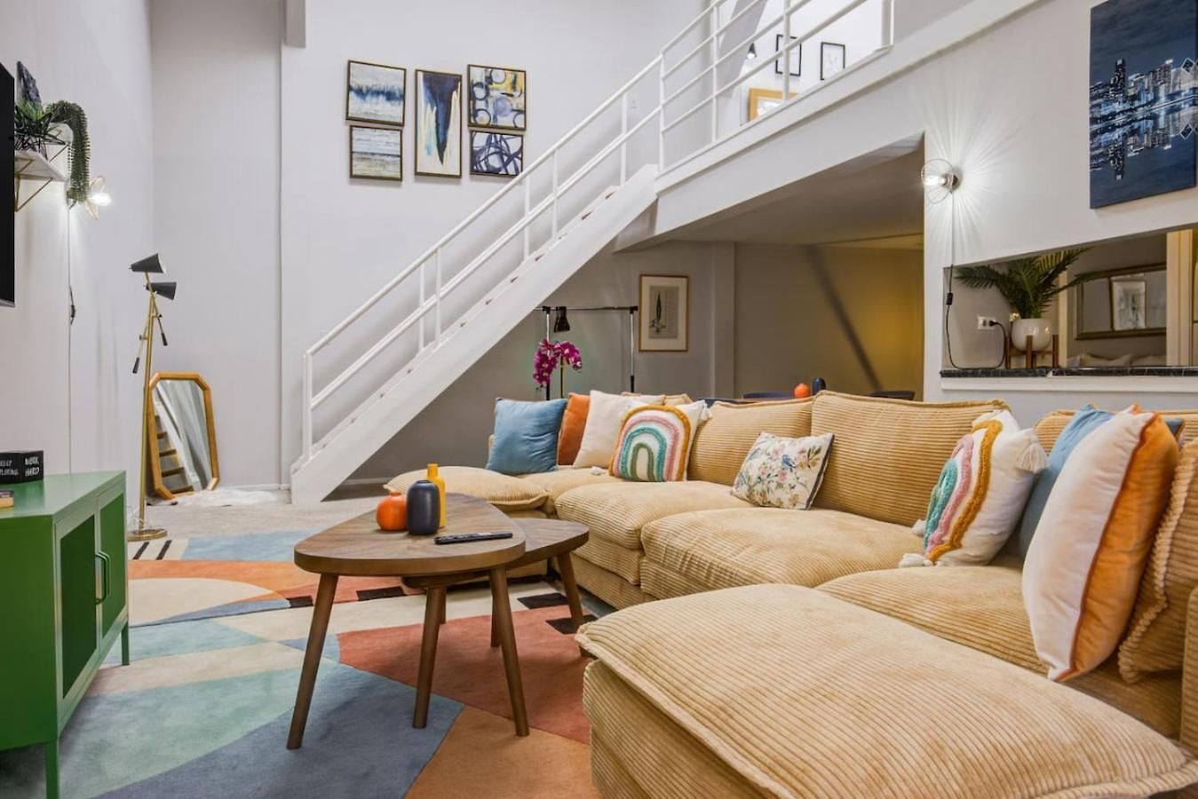 Apartment Sleep 25 - Huge Downtown Vintage Lofts, Balcony & Gym Chicago