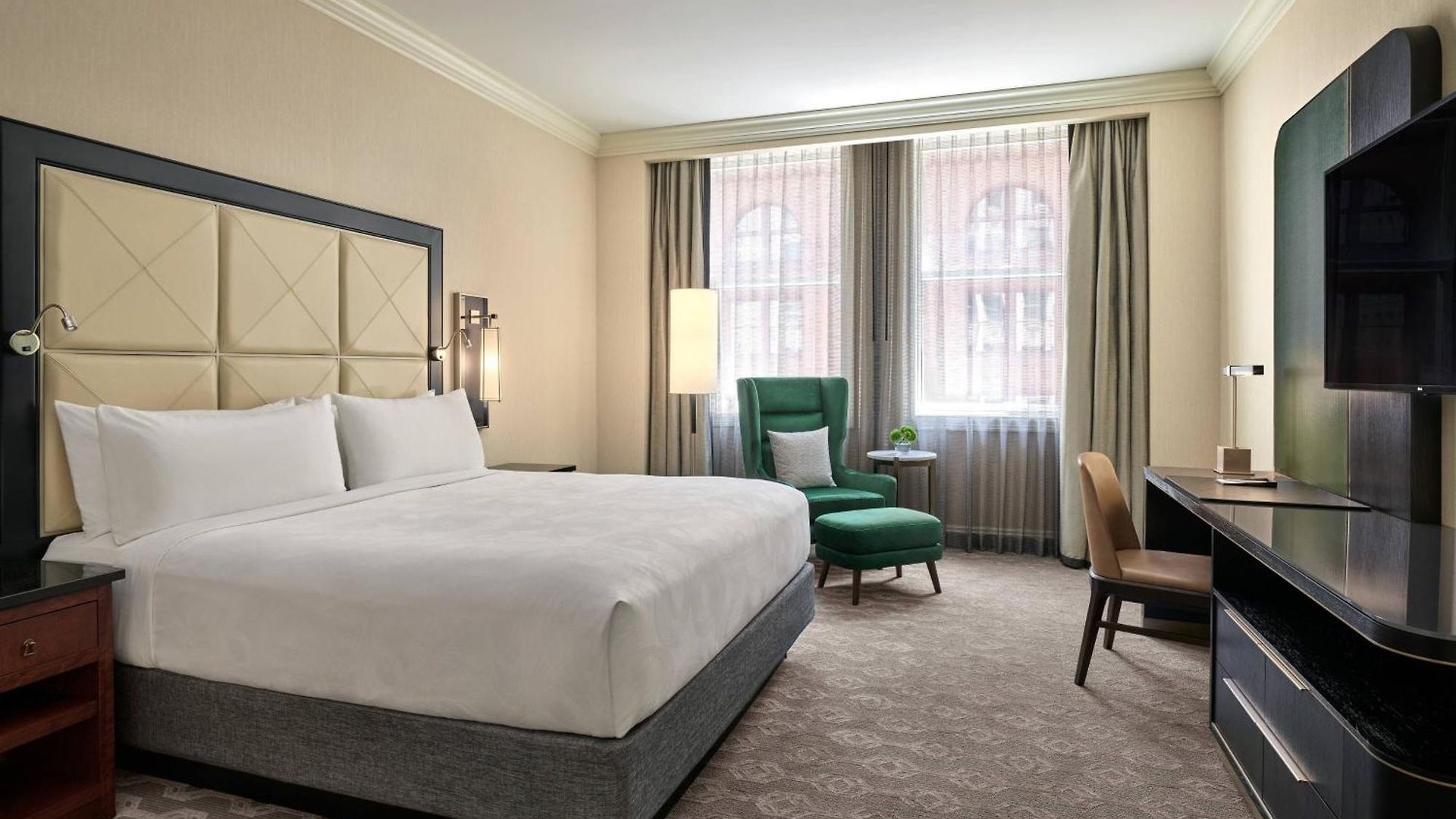 Jw Marriott Hotel 5*