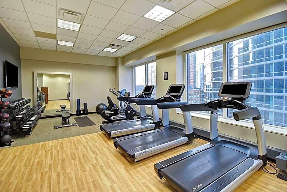 Hotel Embassy By Hilton Downtown Magnificent Mile Chicago