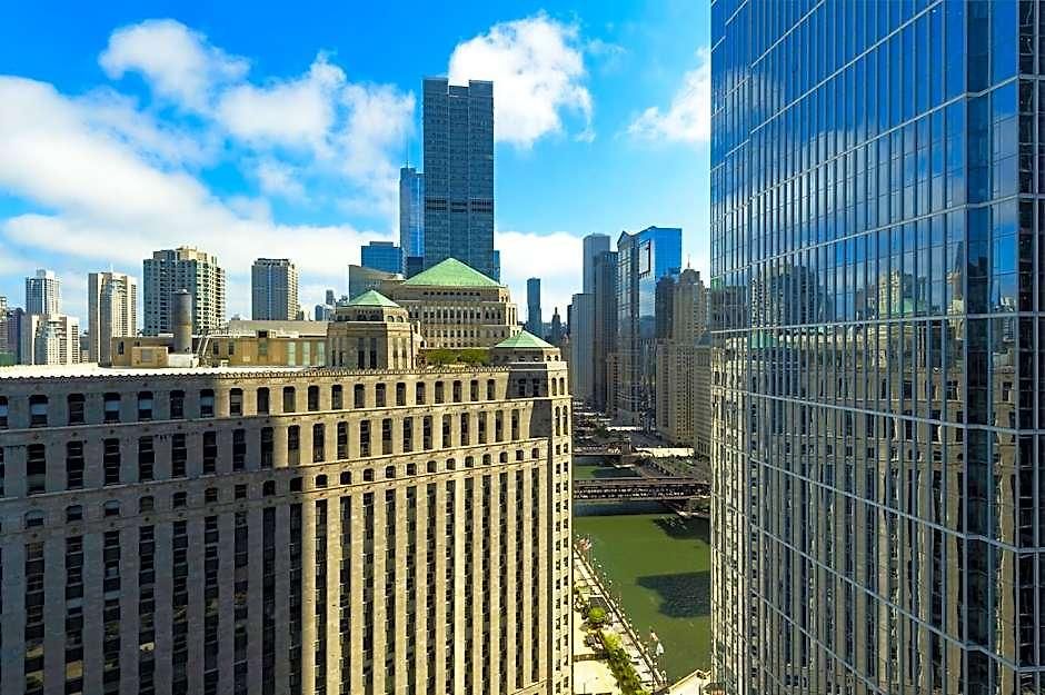 Mart Plaza River North, An Ihg Chicago