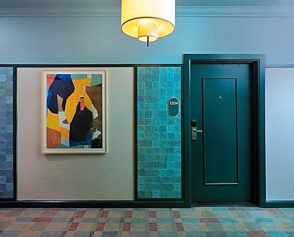 Hotel L7 By Lotte 4*