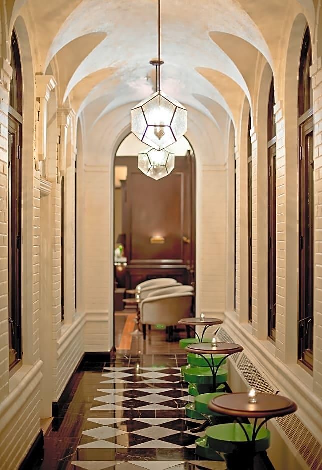 Gale Hotel Chicago