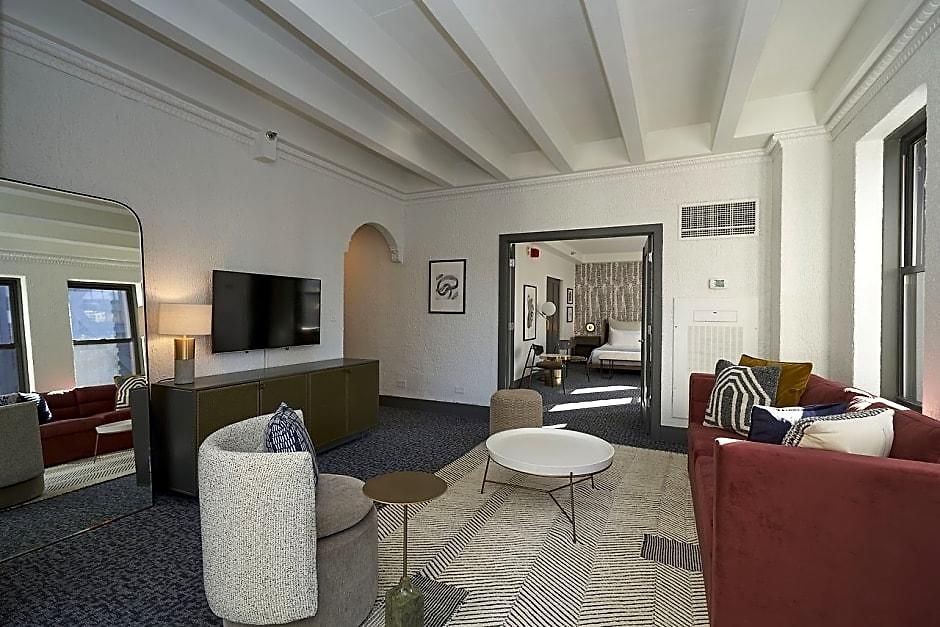 Gale Hotel Chicago
