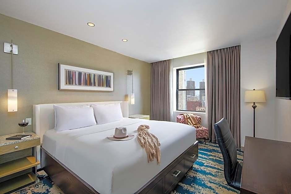 Felix Hotel 4*