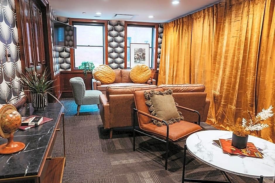 Hotel Selina 3*