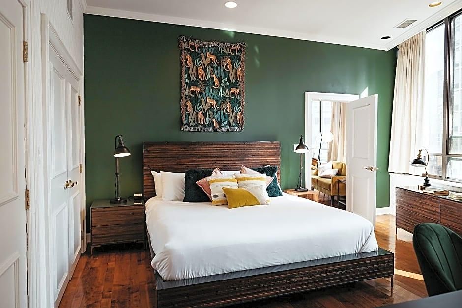 Selina Hotel
