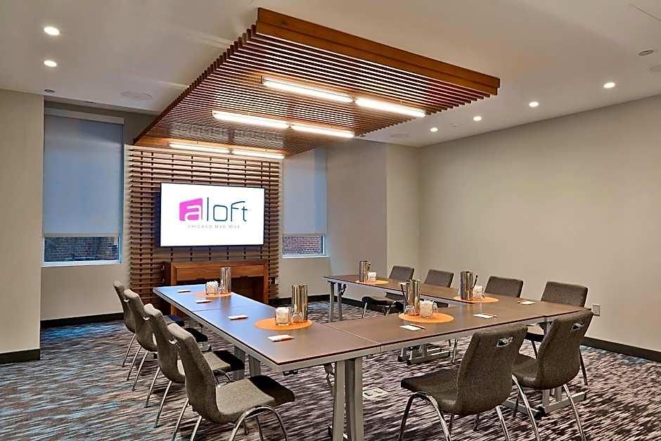 Aloft By Marriott Mag Mile Chicago