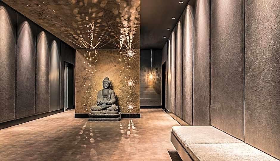 The & Athletic Club At Midtown Chicago