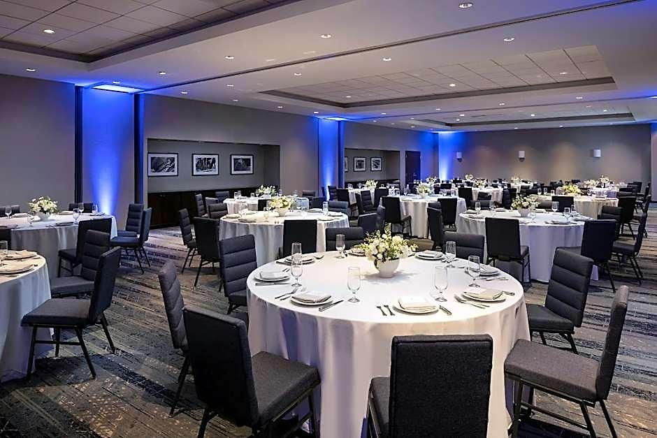 Courtyard By Marriott Downtown/magnificent Mile Hotel Chicago