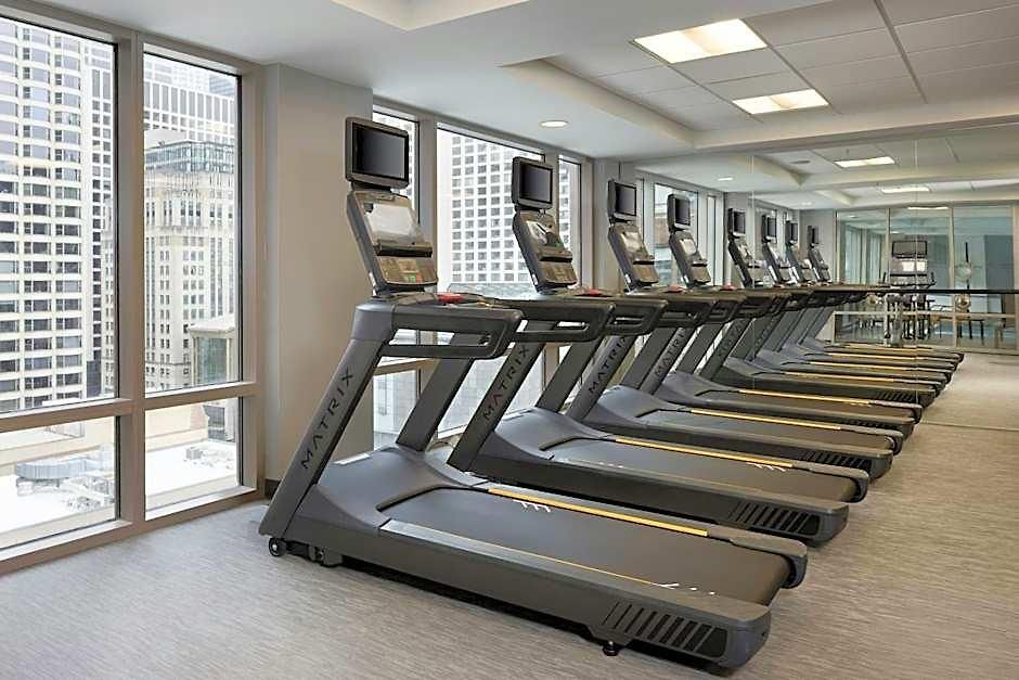 Courtyard By Marriott Downtown/magnificent Mile Chicago