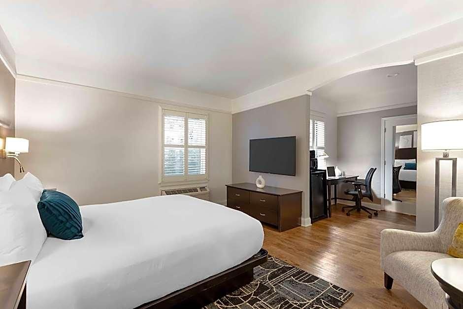 Western Hawthorne Terrace Hotel 3*